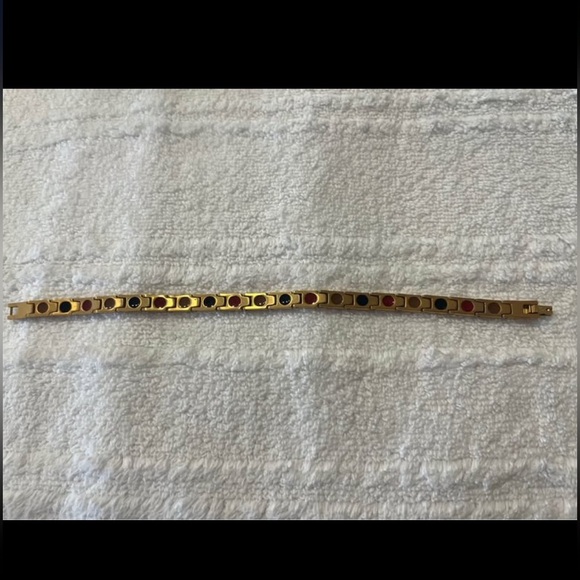 Men’s stainless steel bracelet. Gold tone - Picture 4 of 6